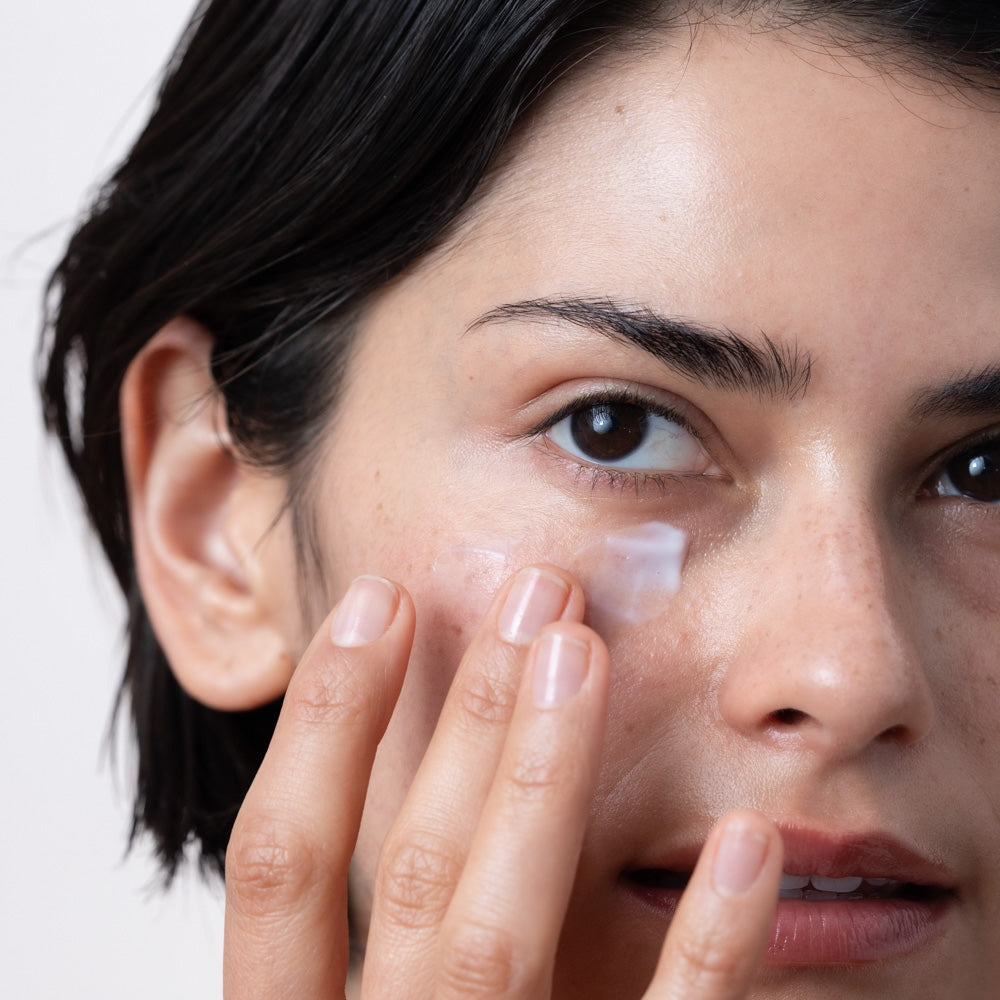 5 Benefits of Eye Cream: What Is It?